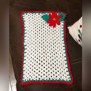 Vintage Christmas Crochet Poinsettia Doile